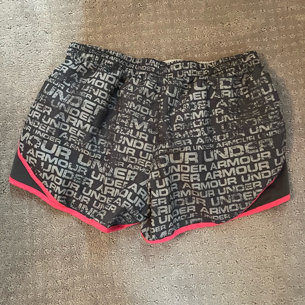 Under armour shorts, size SM